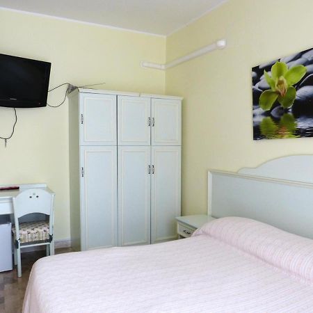 페스카라 Le Mimose B&B 외부 사진